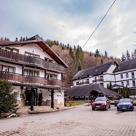 Casa Octavian Otel Sucevita Dış mekan fotoğraf