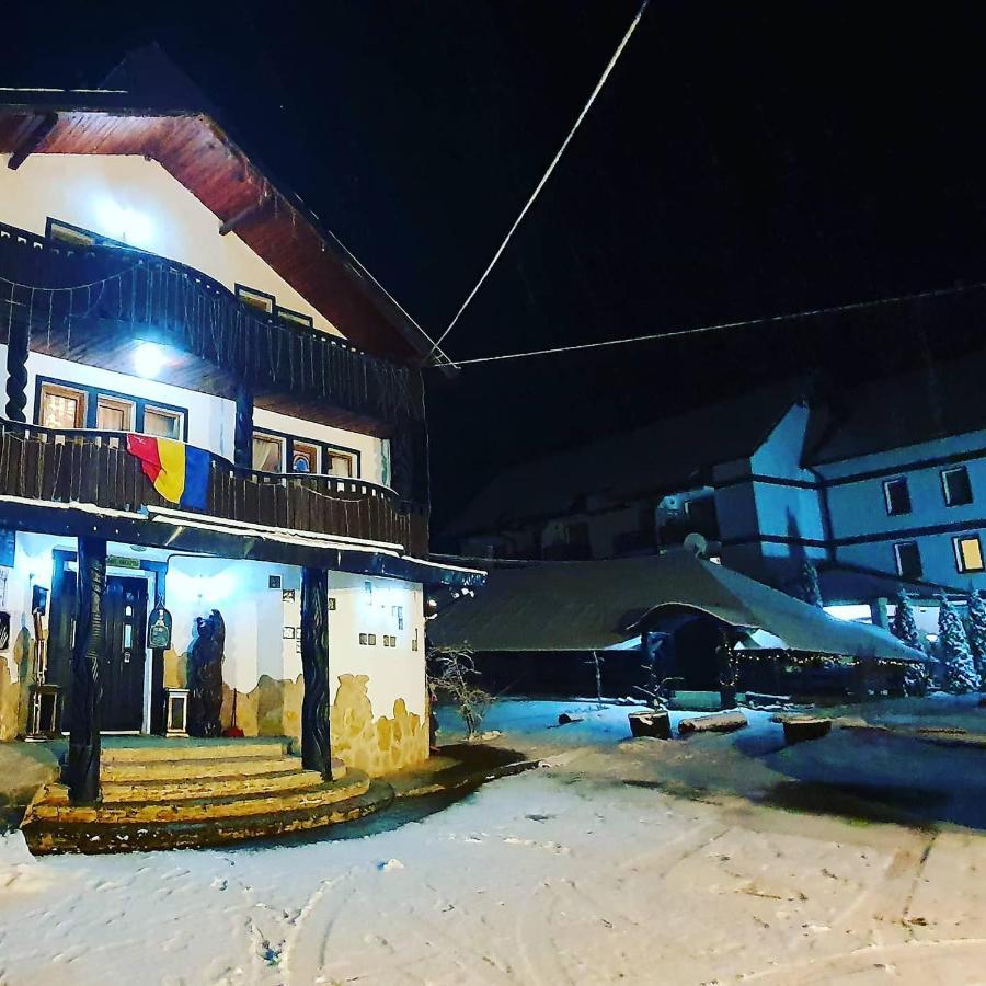 Casa Octavian Otel Sucevita Dış mekan fotoğraf