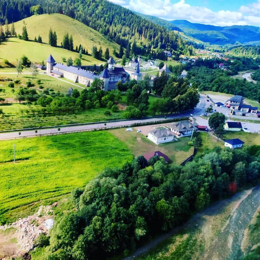 Casa Octavian Otel Sucevita Dış mekan fotoğraf