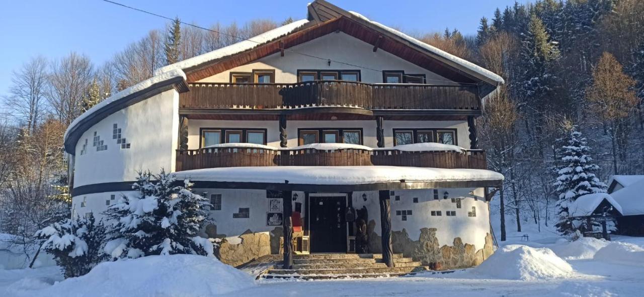 Casa Octavian Otel Sucevita Dış mekan fotoğraf
