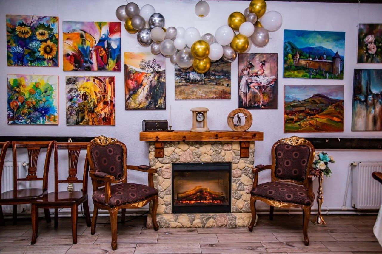 Casa Octavian Otel Sucevita Dış mekan fotoğraf