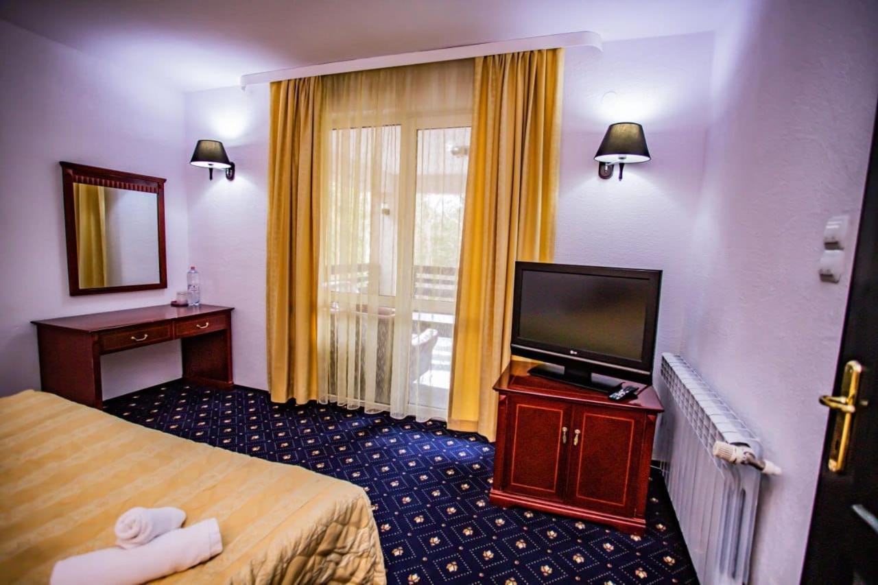 Casa Octavian Otel Sucevita Dış mekan fotoğraf