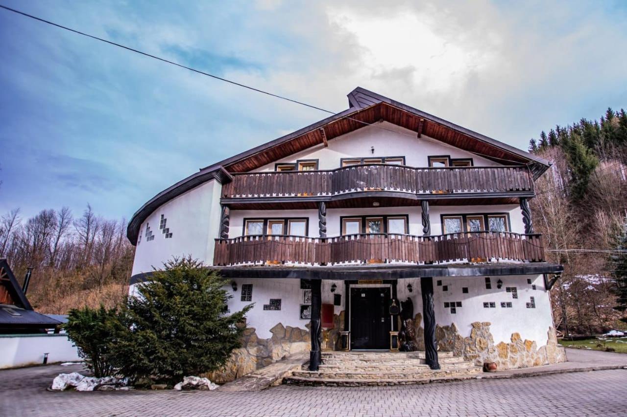 Casa Octavian Otel Sucevita Dış mekan fotoğraf