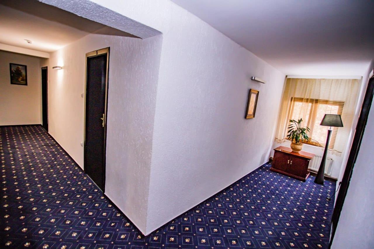 Casa Octavian Otel Sucevita Dış mekan fotoğraf