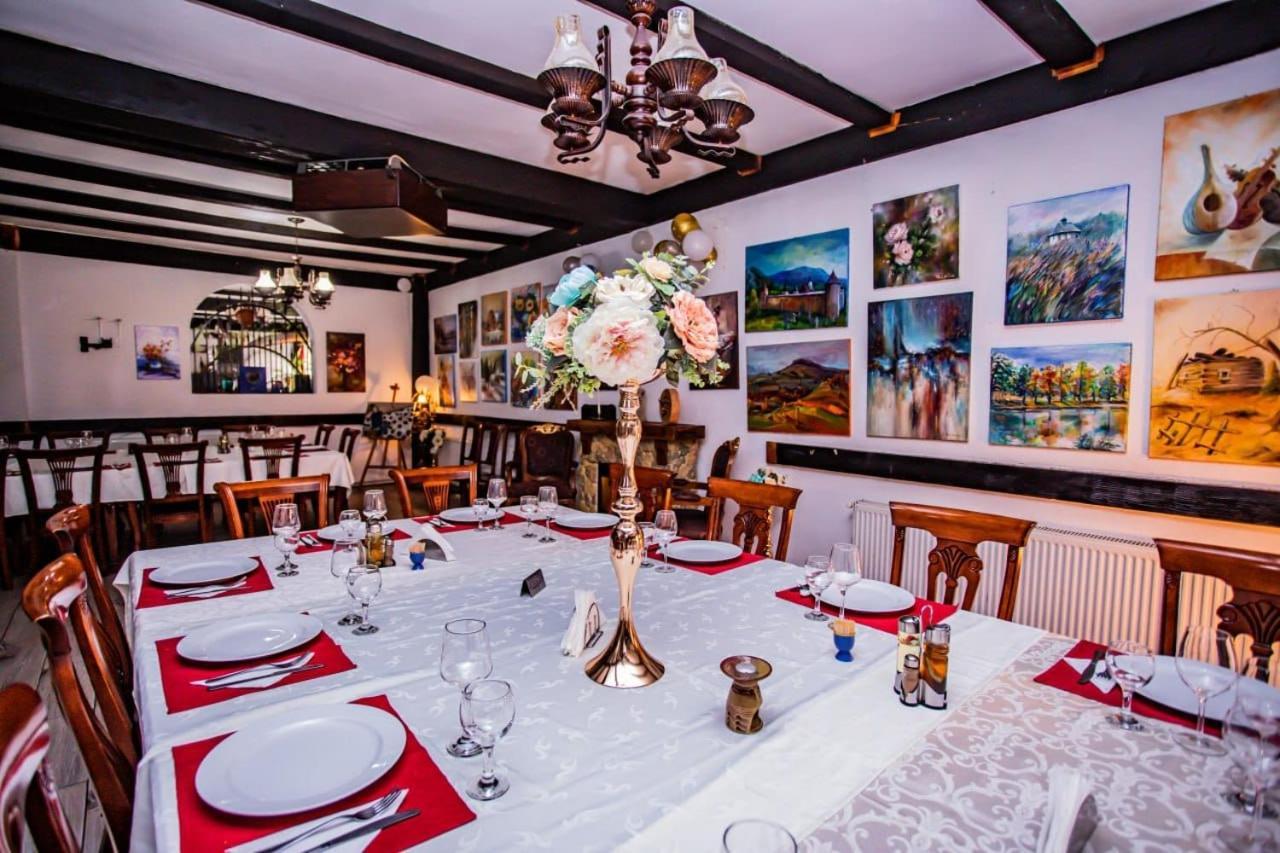 Casa Octavian Otel Sucevita Dış mekan fotoğraf